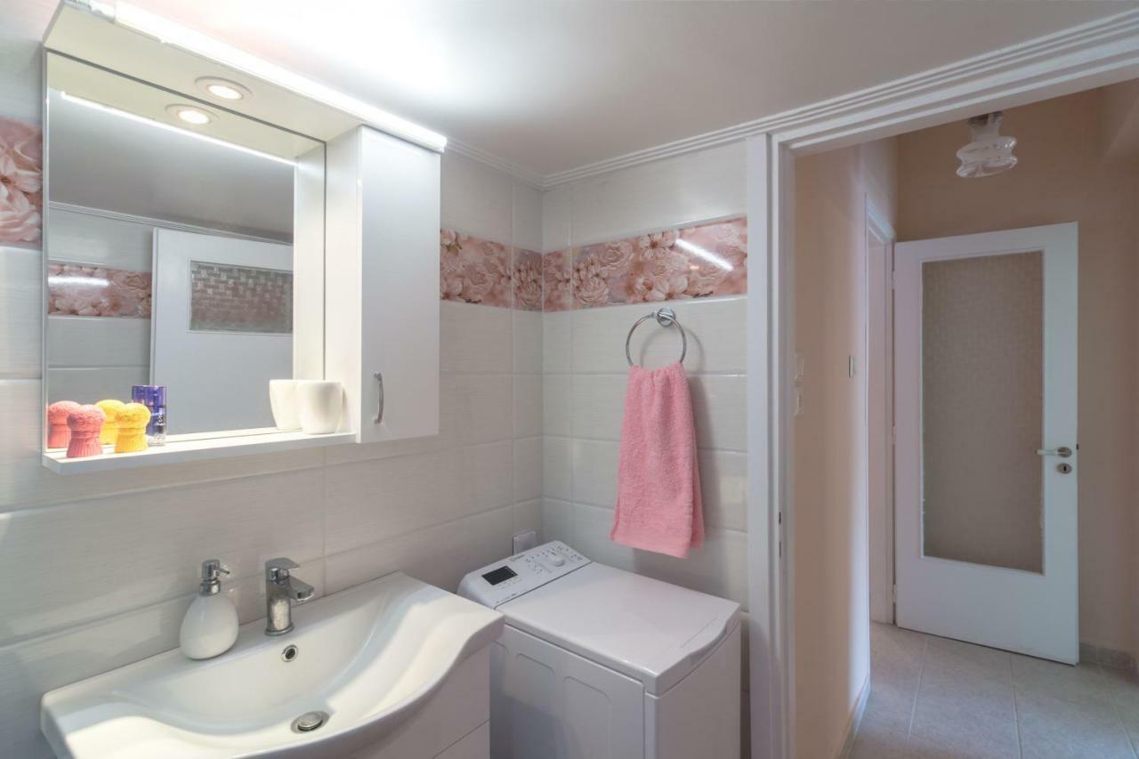 Lovely Apartment In Atény Exteriér fotografie