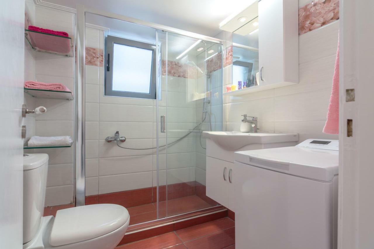 Lovely Apartment In Atény Exteriér fotografie